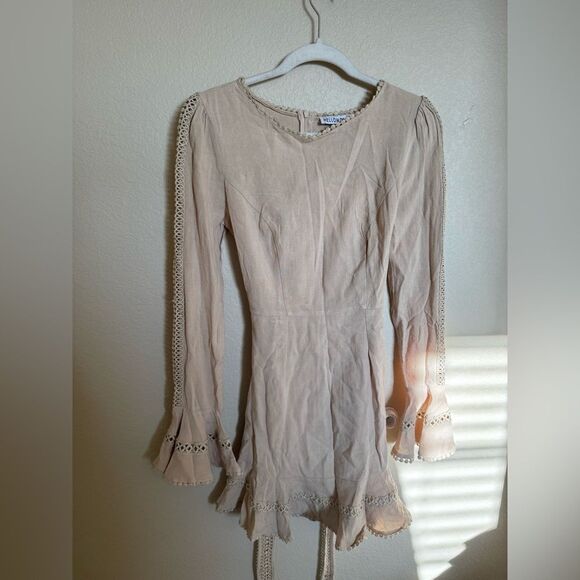 Hello Molly Follow My Lead Linen Mini‎ Dress Sz Small Beige Flare Sleeve NEW - Picture 9 of 12